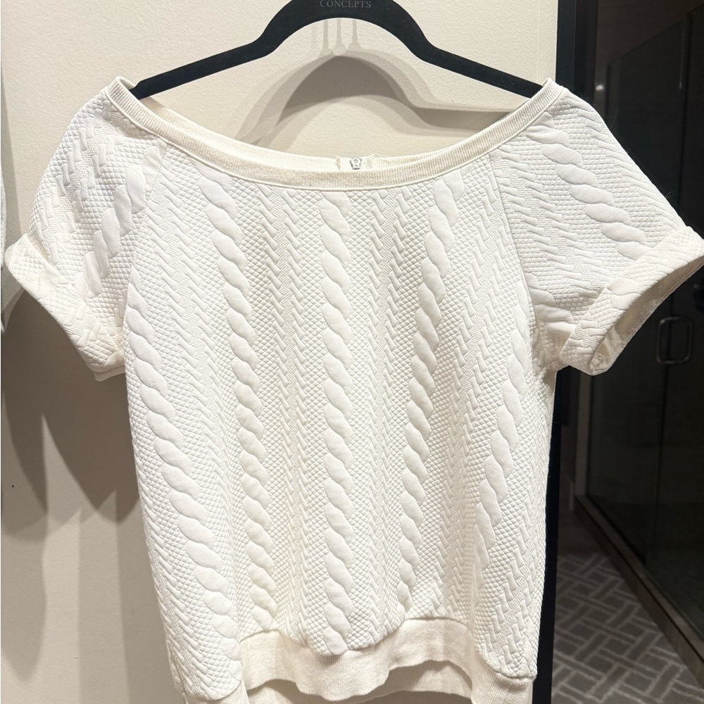 White stylish cable knit pattern top